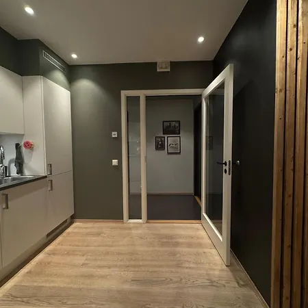 Modern On Tromsoya Τρόμσο