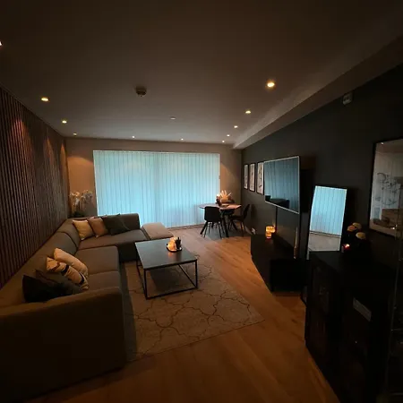 Modern On Tromsoya * Τρόμσο