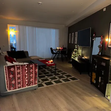 Modern On Tromsoya Apartman *